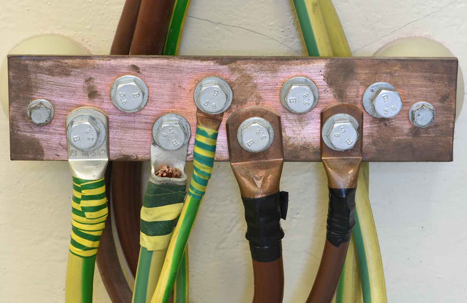 What’s the Difference Between Bonding, Grounding, and Earthing? Local