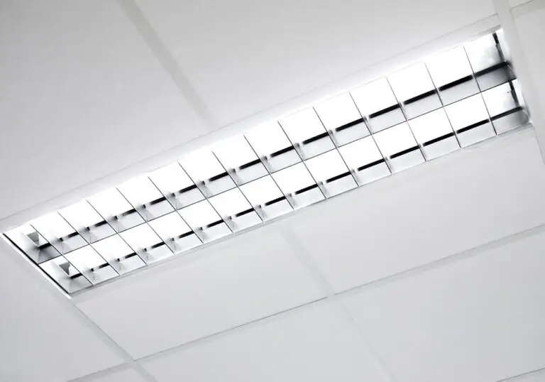Fluorescent Light Not Working: Quick Troubleshooting Guide